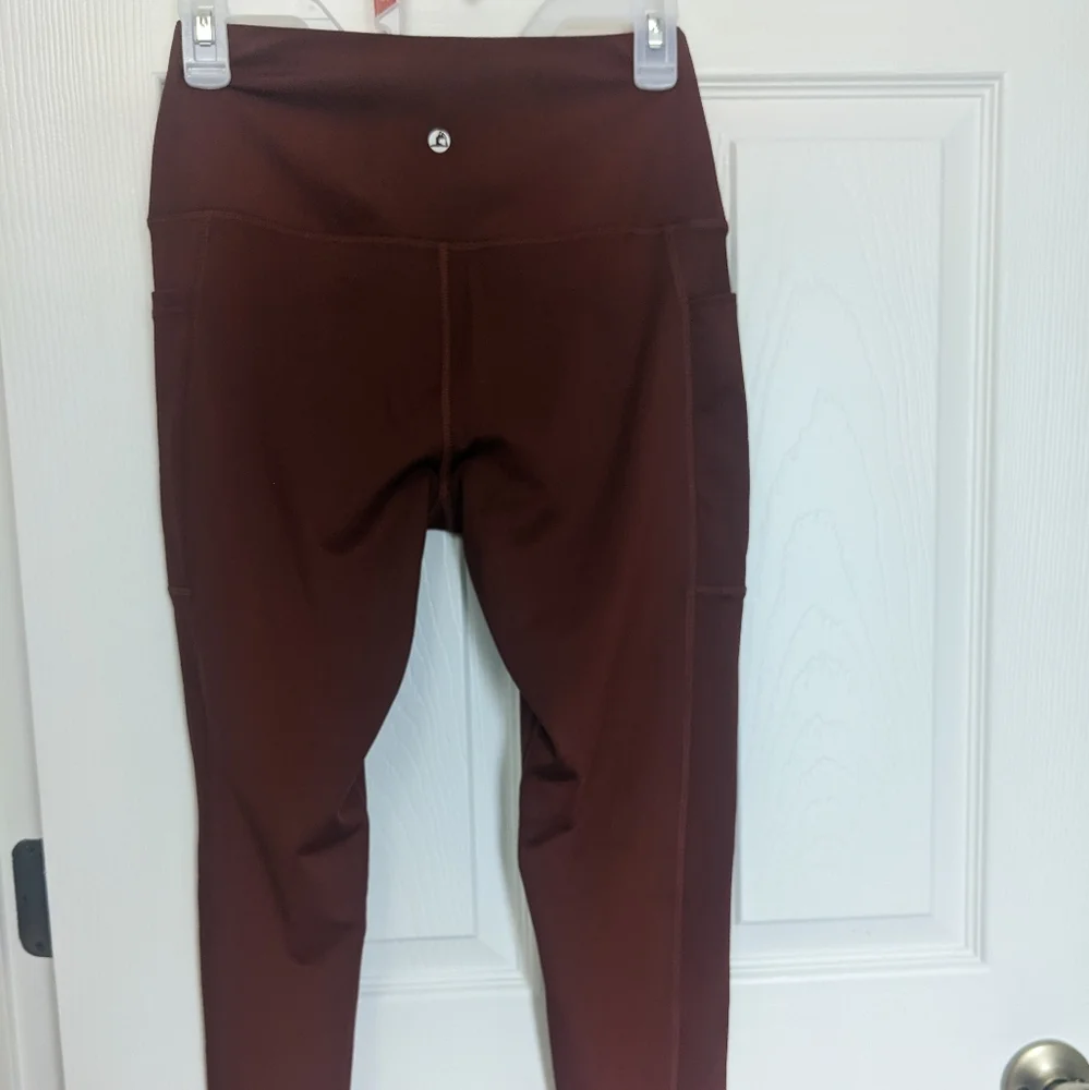 LegEnd Active Leggings - Picture 2 of 7